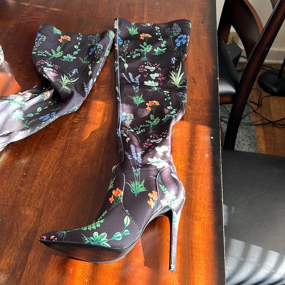 Thigh high Heels